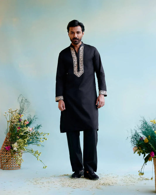 Men Black Mandarin Collar Regular Fit Kurta